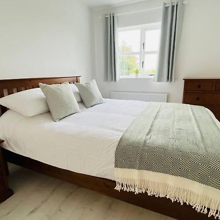 Private Apartment One On Lough Corrib, Oughterard Galway Eksteriør billede