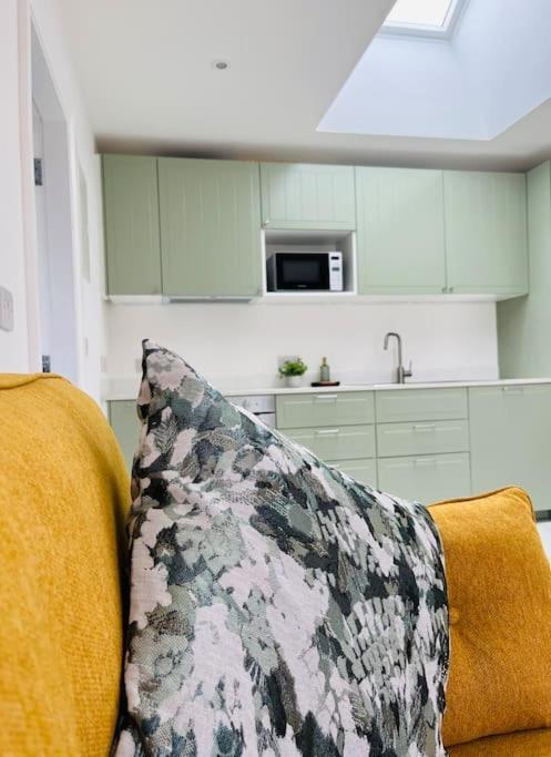 Private Apartment One On Lough Corrib, Oughterard Galway Eksteriør billede